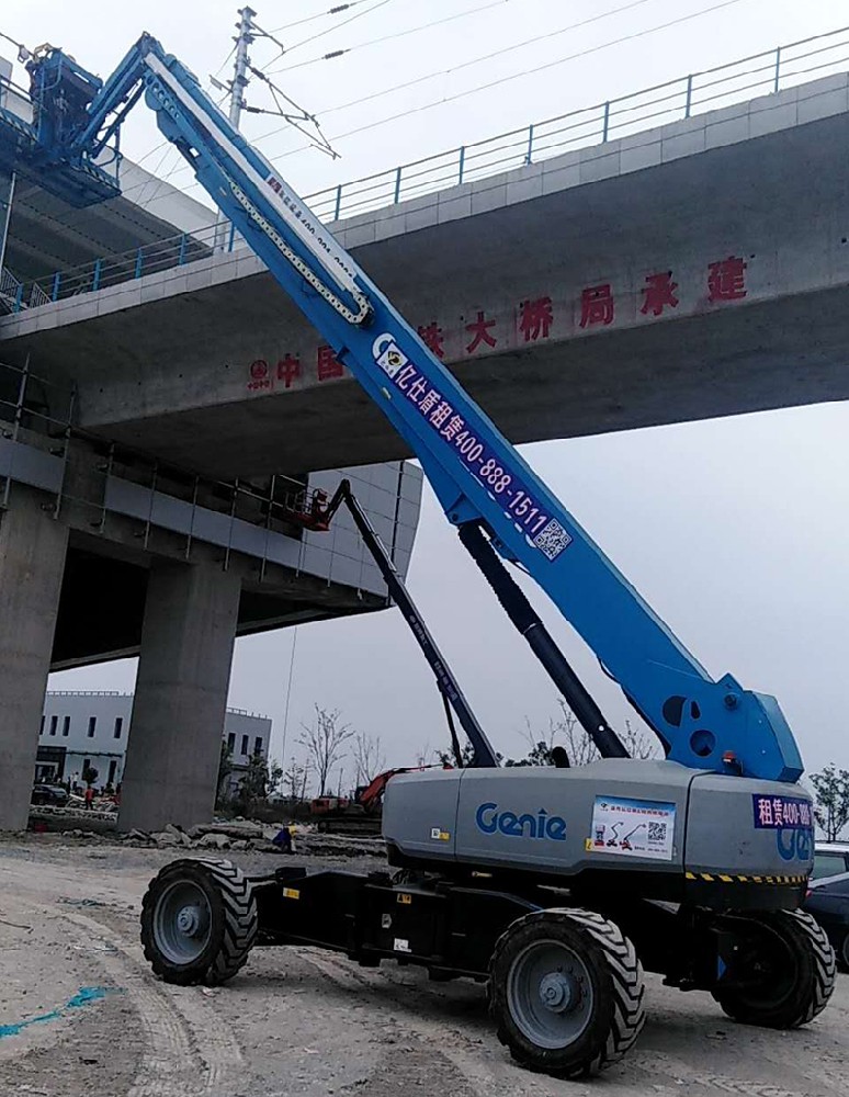 直臂車